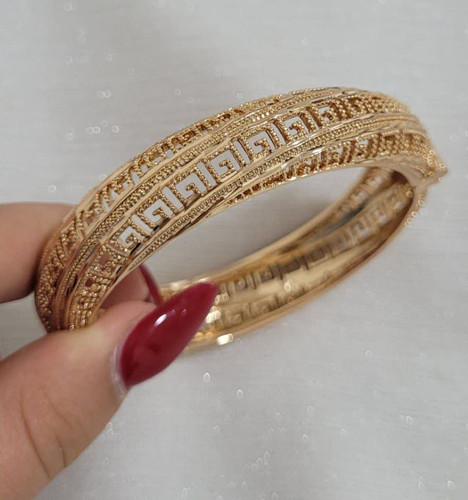 دستبند چفتی ورساچ ژوپینگ | طرح یونانی برجسته